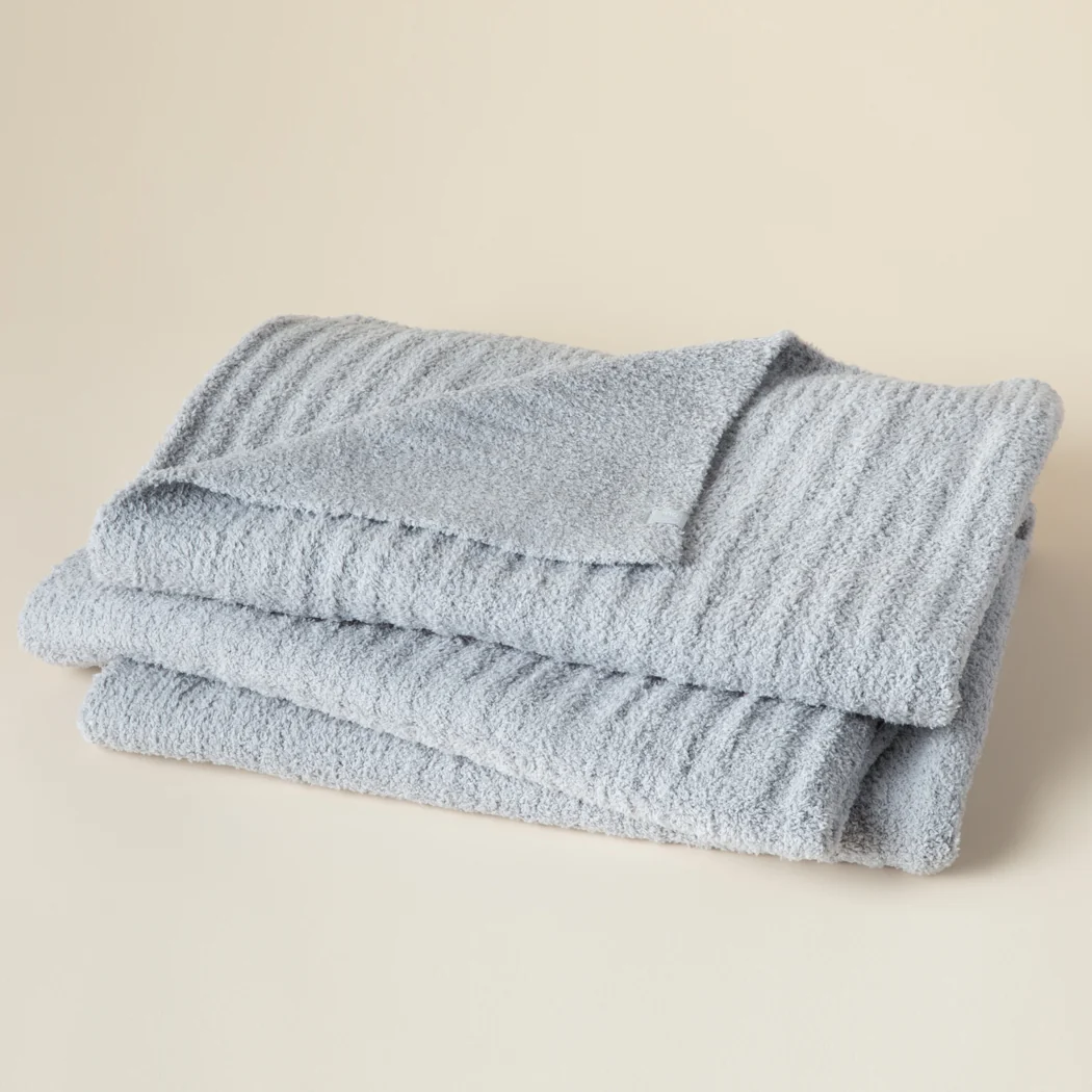 50" x 70" Solid Rib Marshmallow Blanket - Image 11