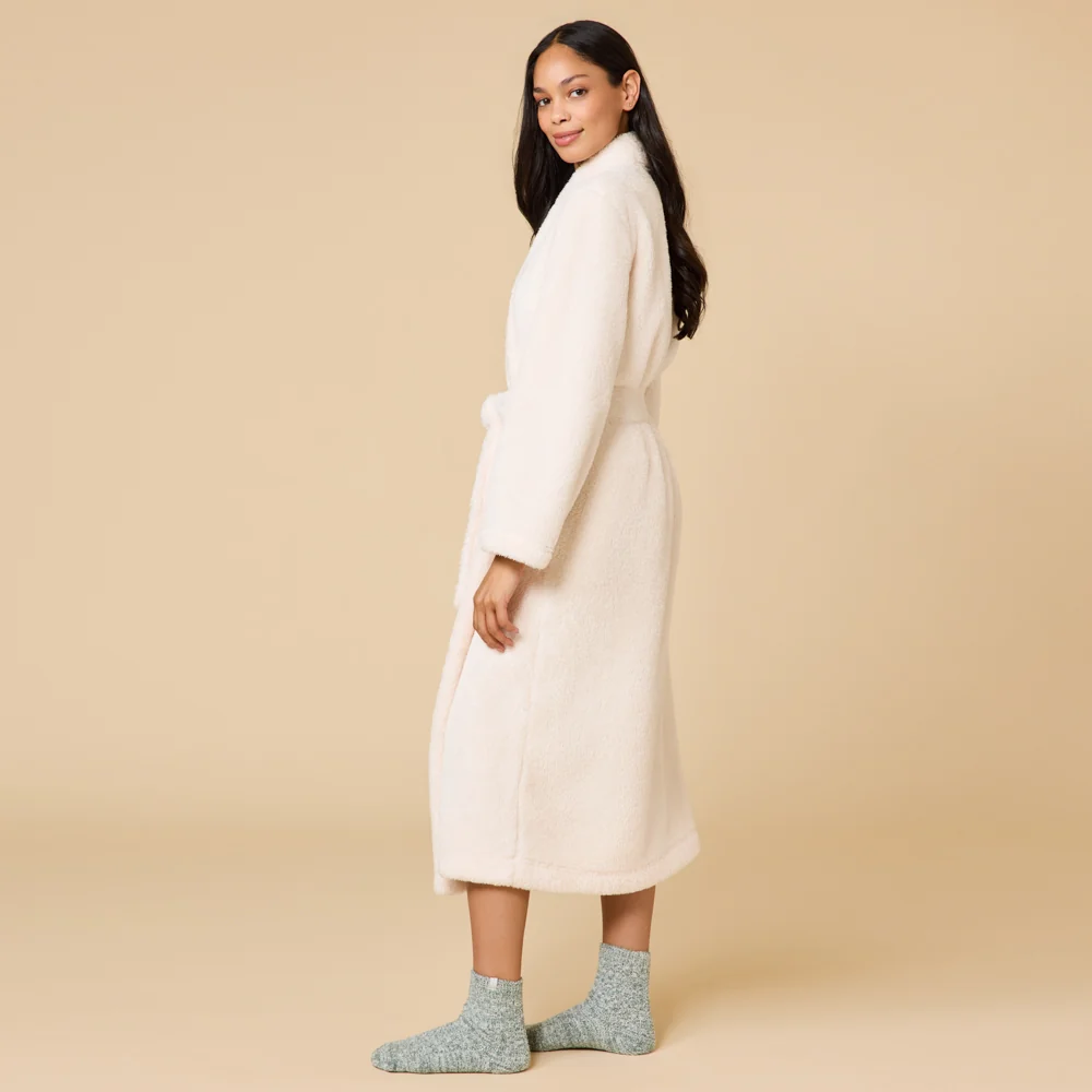 DreamPlush Wrap Robe - Image 9