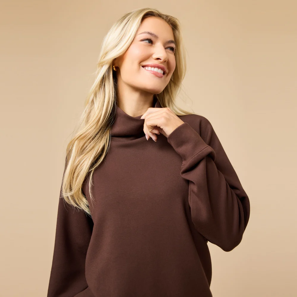 DreamTech Mock Neck with Pleated Pant - Image 21