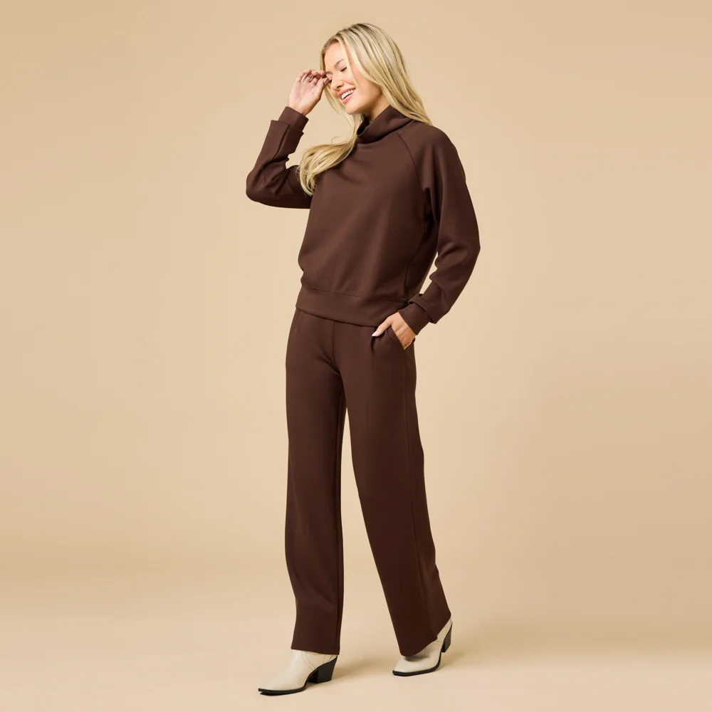 DreamTech Mock Neck with Pleated Pant - Image 23