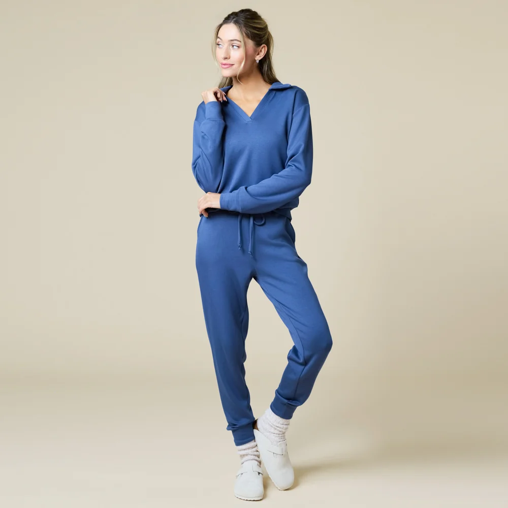 DreamTech Johnny Collar Lounge Set - Image 18