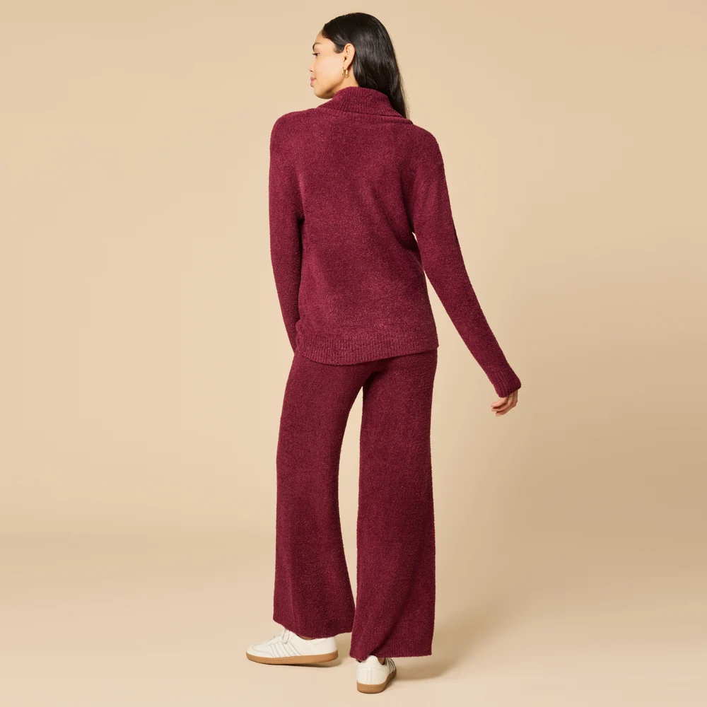 Ultra-Marshmallow Shawl Collar with Pintuck Pant - Image 6