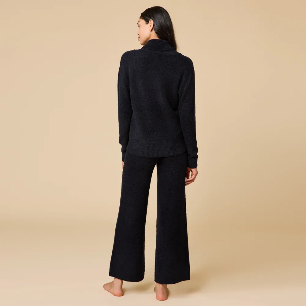 Ultra-Marshmallow Shawl Collar with Pintuck Pant - Image 9