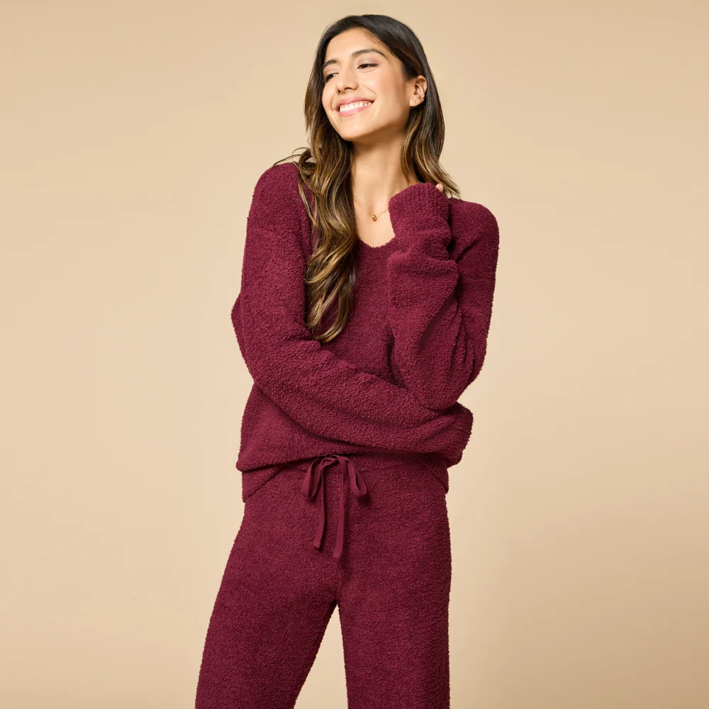 Solid Marshmallow V-Neck Lounge Set - Image 37